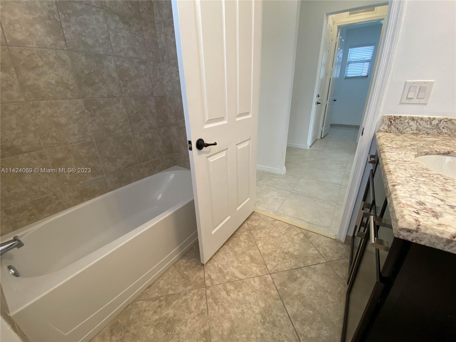 Coquina at Ave Maria Ph2 - Residential Lease