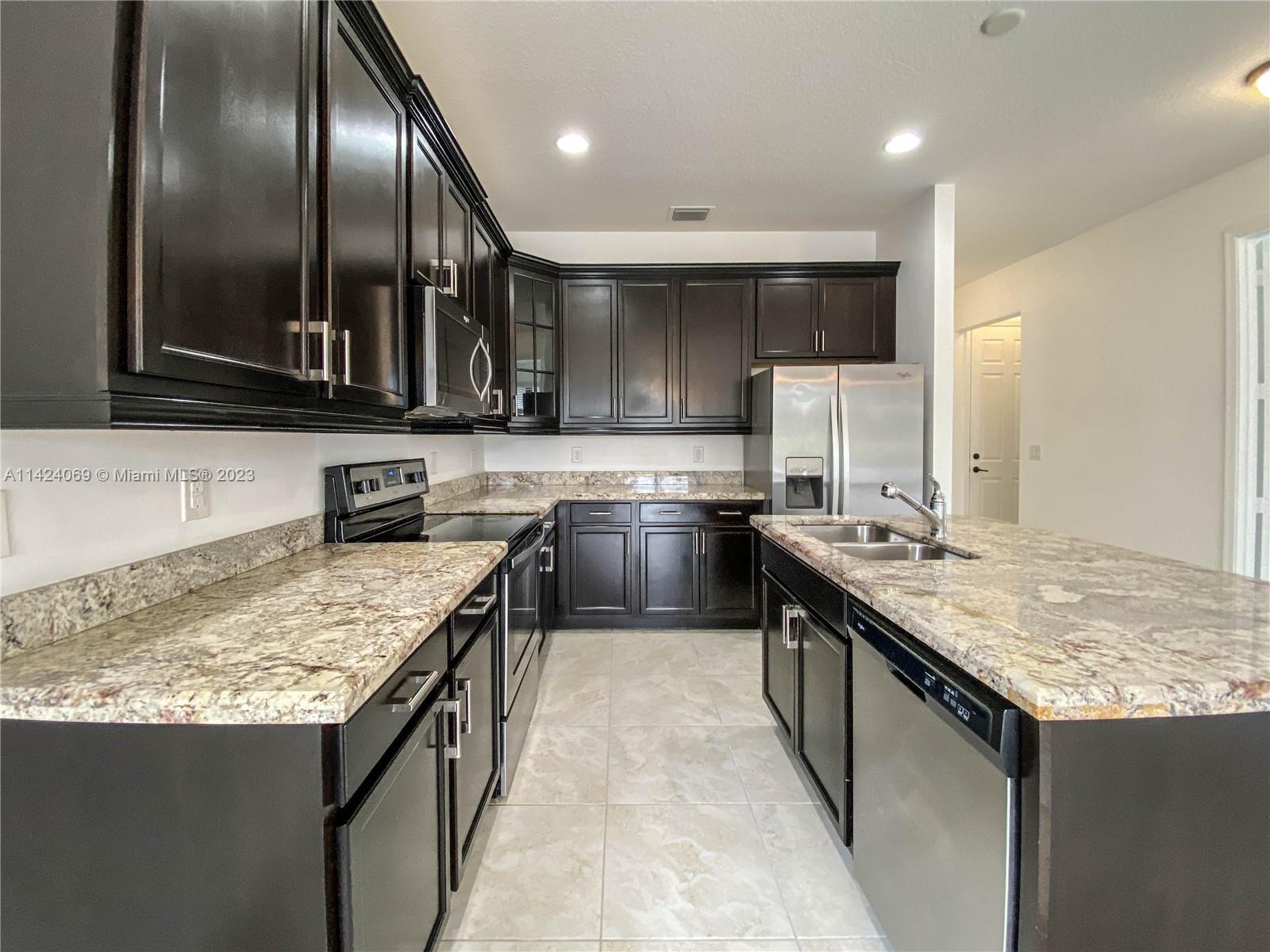 Coquina at Ave Maria Ph2 - Residential Lease