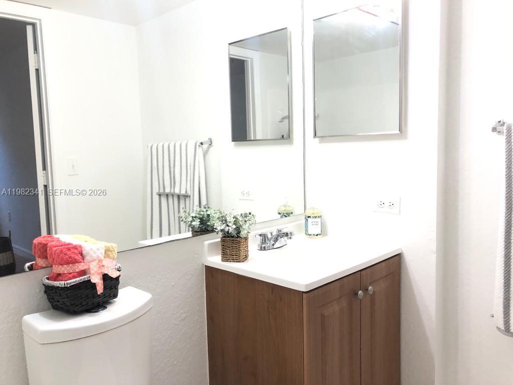 AVENTINE AT MIRAMAR CONDO - Residential Lease