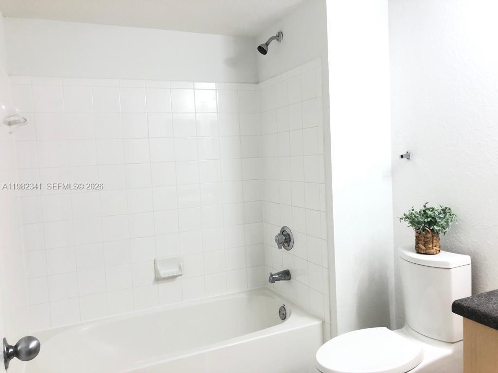 AVENTINE AT MIRAMAR CONDO - Residential Lease