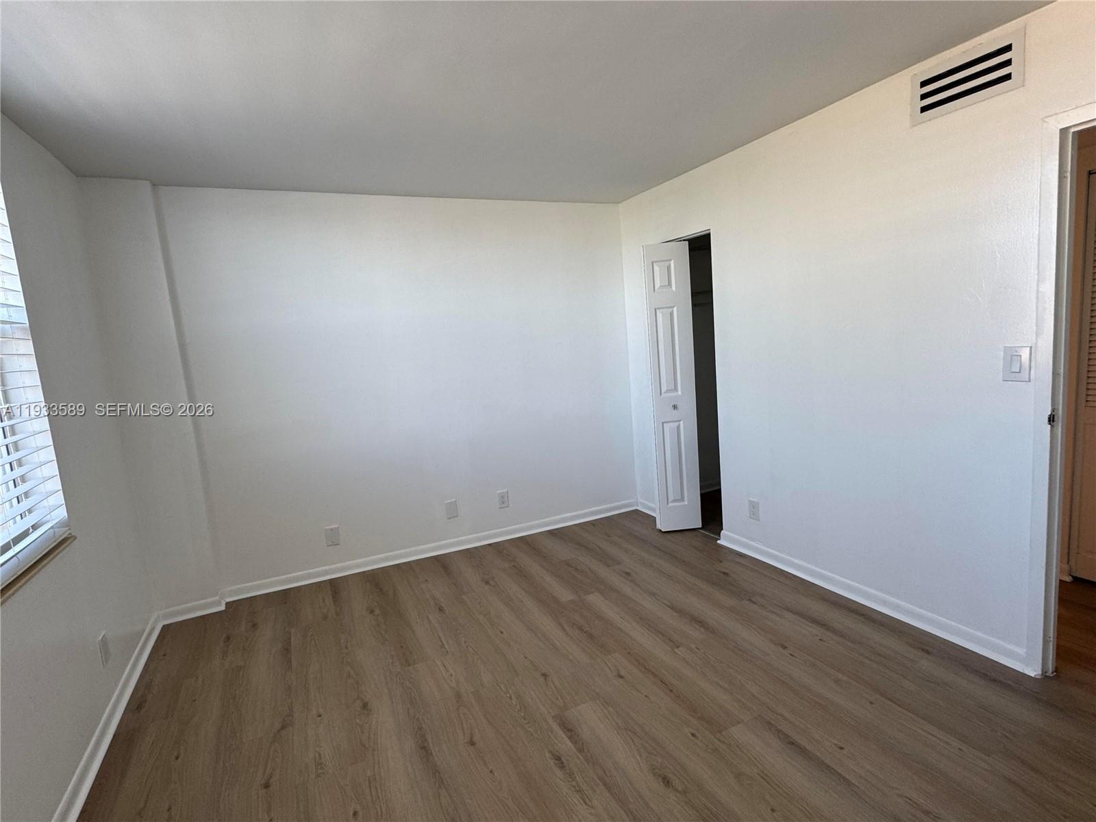 PLAZA 15 CONDO - Residential