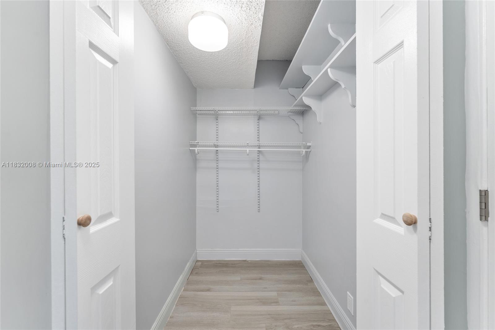 FLAMENCO CONDO TOWER I - Residential