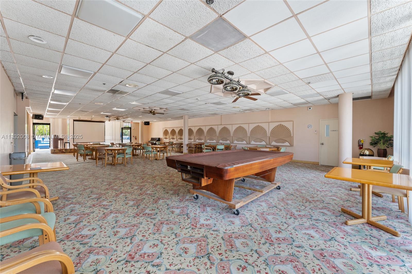 FLAMENCO CONDO TOWER I - Residential