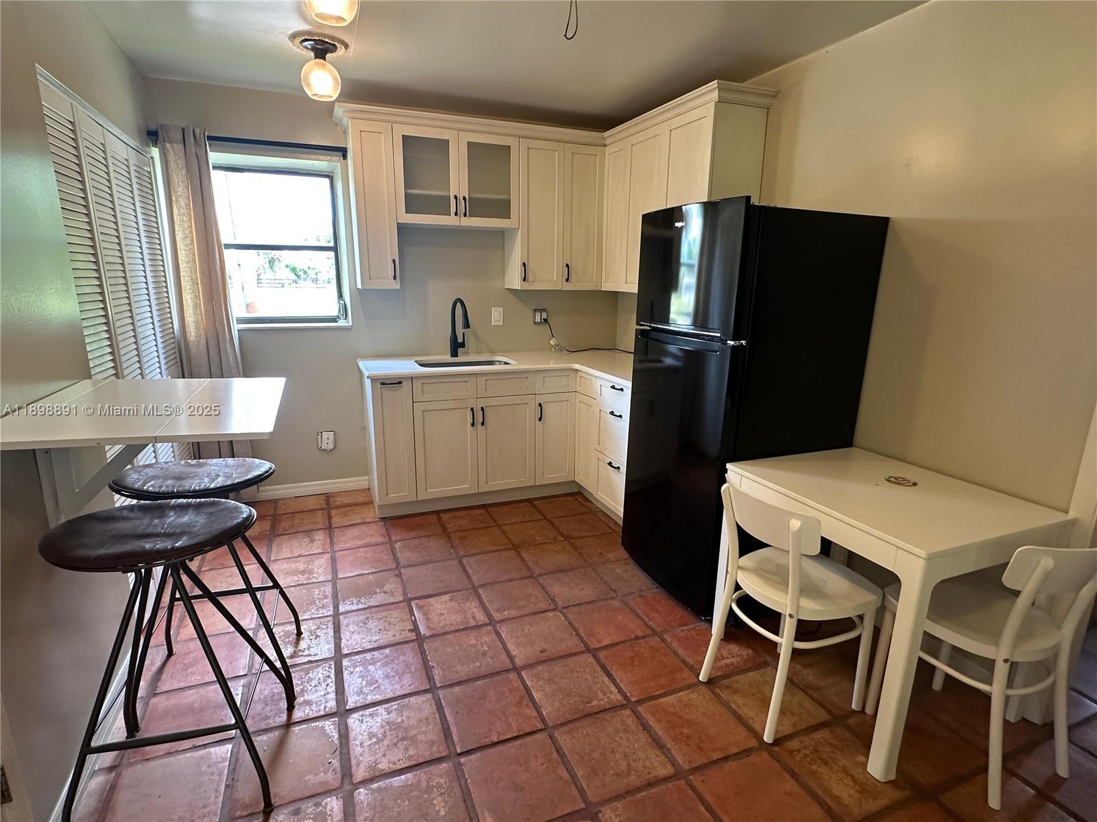 LOXAHATCHEE GROVES - Residential