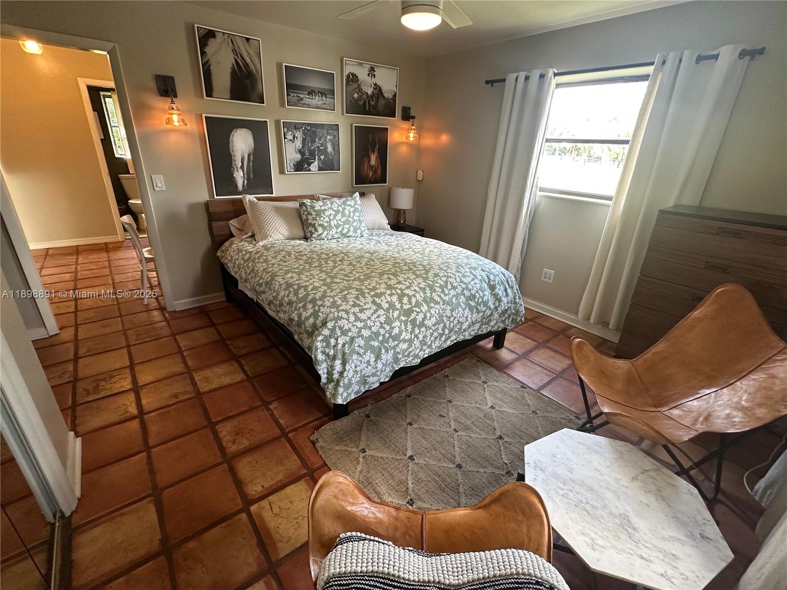 LOXAHATCHEE GROVES - Residential