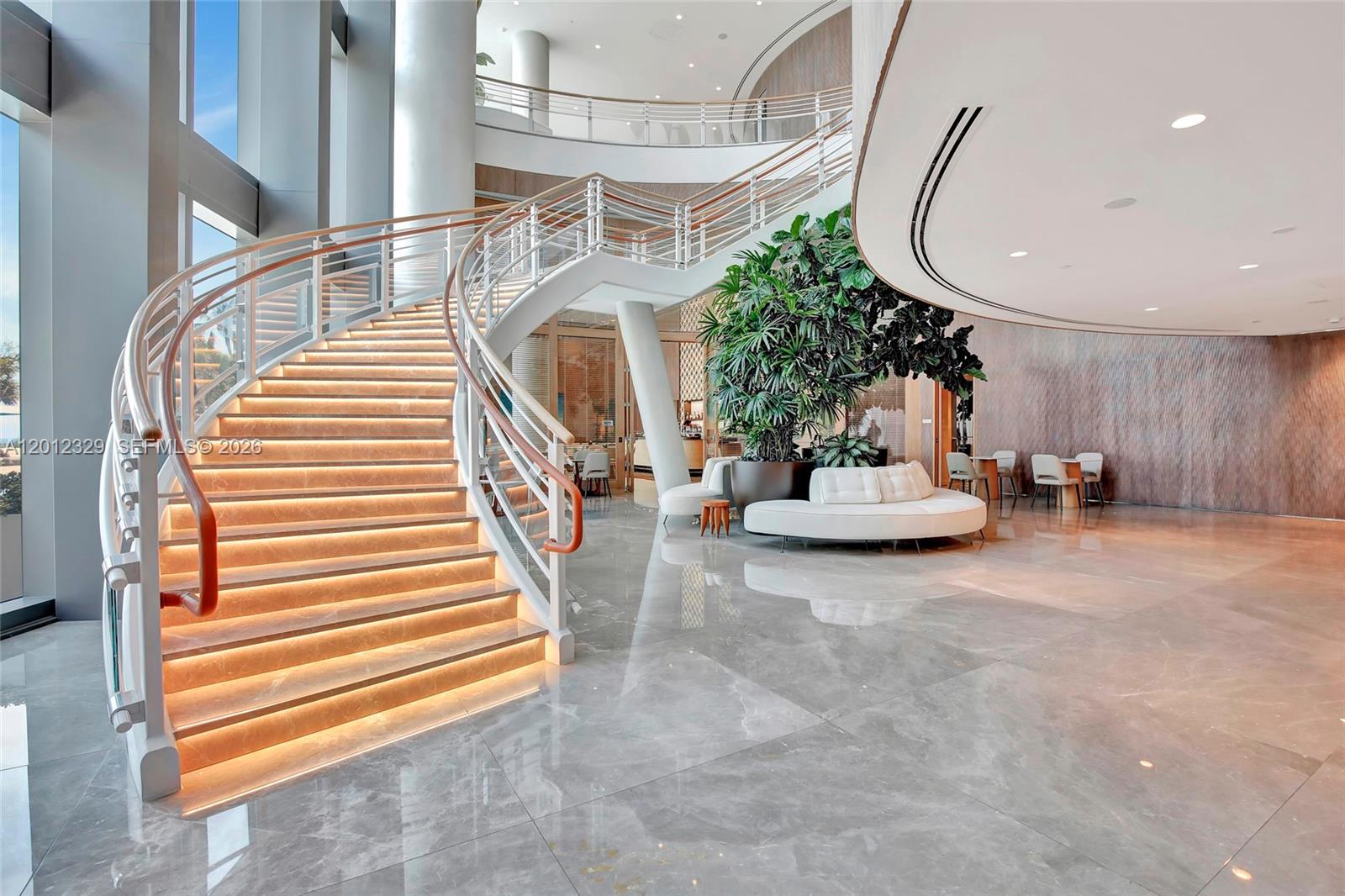 RITZ CARLTON RESIDENCES - Residential Lease