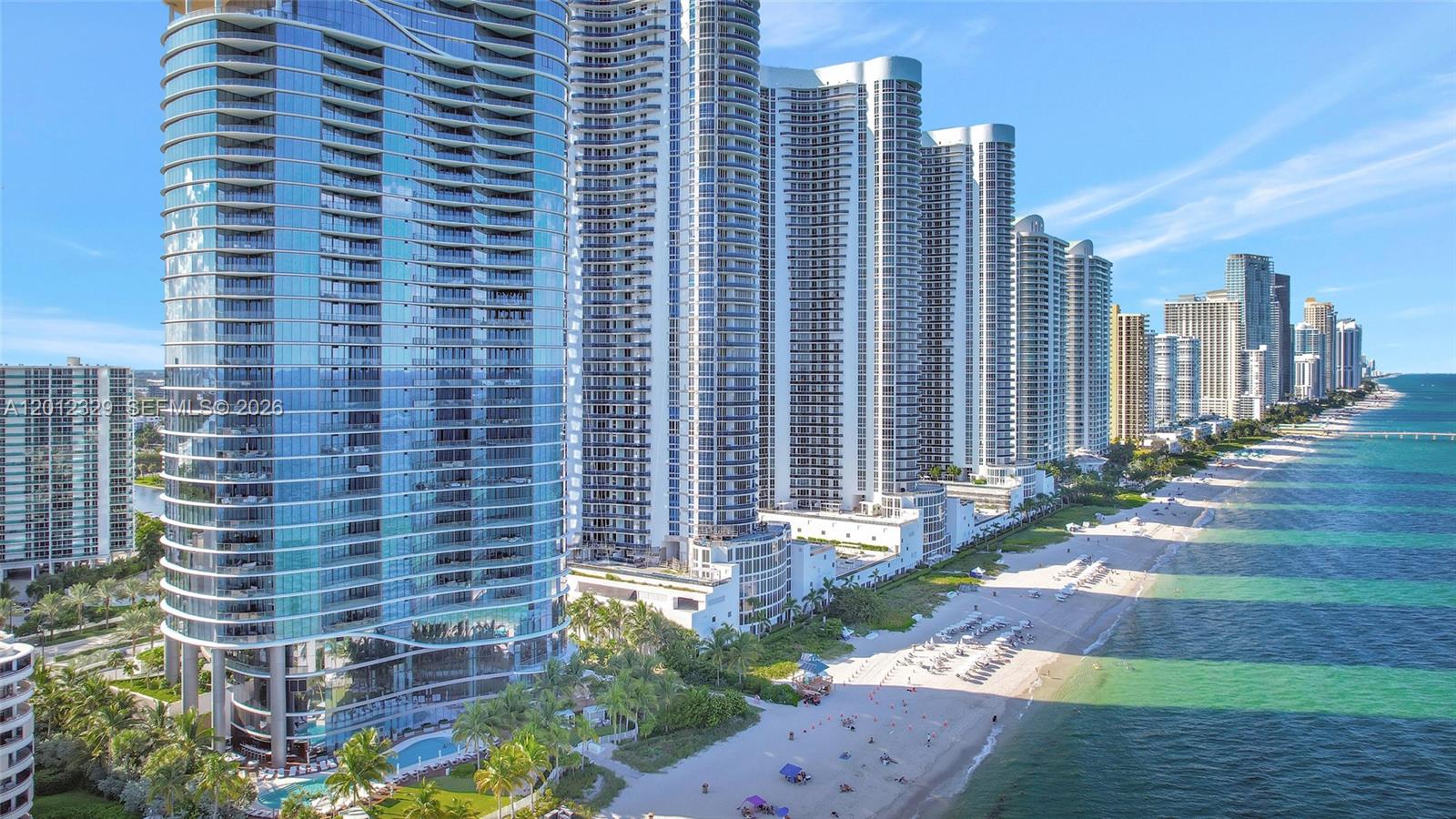 RITZ CARLTON RESIDENCES - Residential Lease