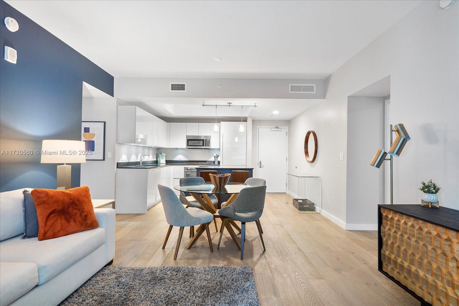Experience stunning city and sunset views from this tasteful fully furnished 2-bed, 2-bath unit at 1010 Brickell. Sought-after split floor plan, two private balconies, elegant oak flooring throughout, stainless steel appliances, and W/D in unit. Just steps from Brickell City Centre, Mary Brickell Village, and Miami's top dining, entertainment and shopping. Enjoy the best resort-style amenities in Brickell including a rooftop pool with resident's-only bar/restaurant, indoor pool, spa with Hammam & cold plunge, hot tub, sauna, steam, state-of-the-art fitness center, kid's playroom, ball & racquetball courts, outdoor track, yoga room, and more! Call listing agent for short-term rates; 90-day min.