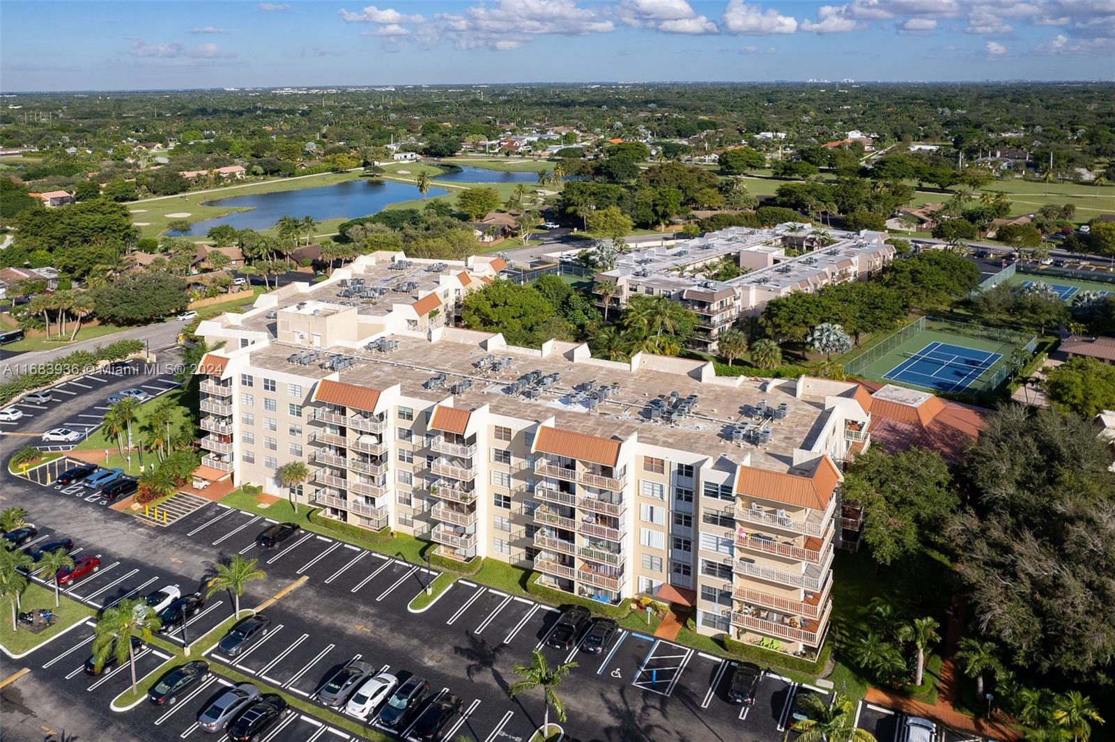 VILLAGE AT THE FALLS COND - Residential