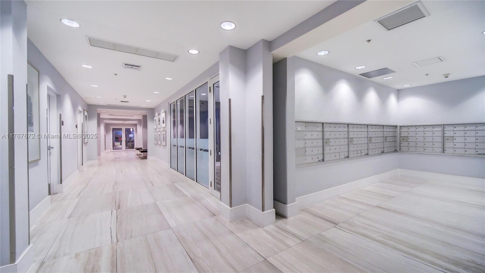 TERRAZAS RIVERPARK VILLAG - Residential