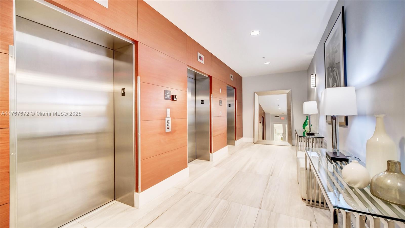 TERRAZAS RIVERPARK VILLAG - Residential