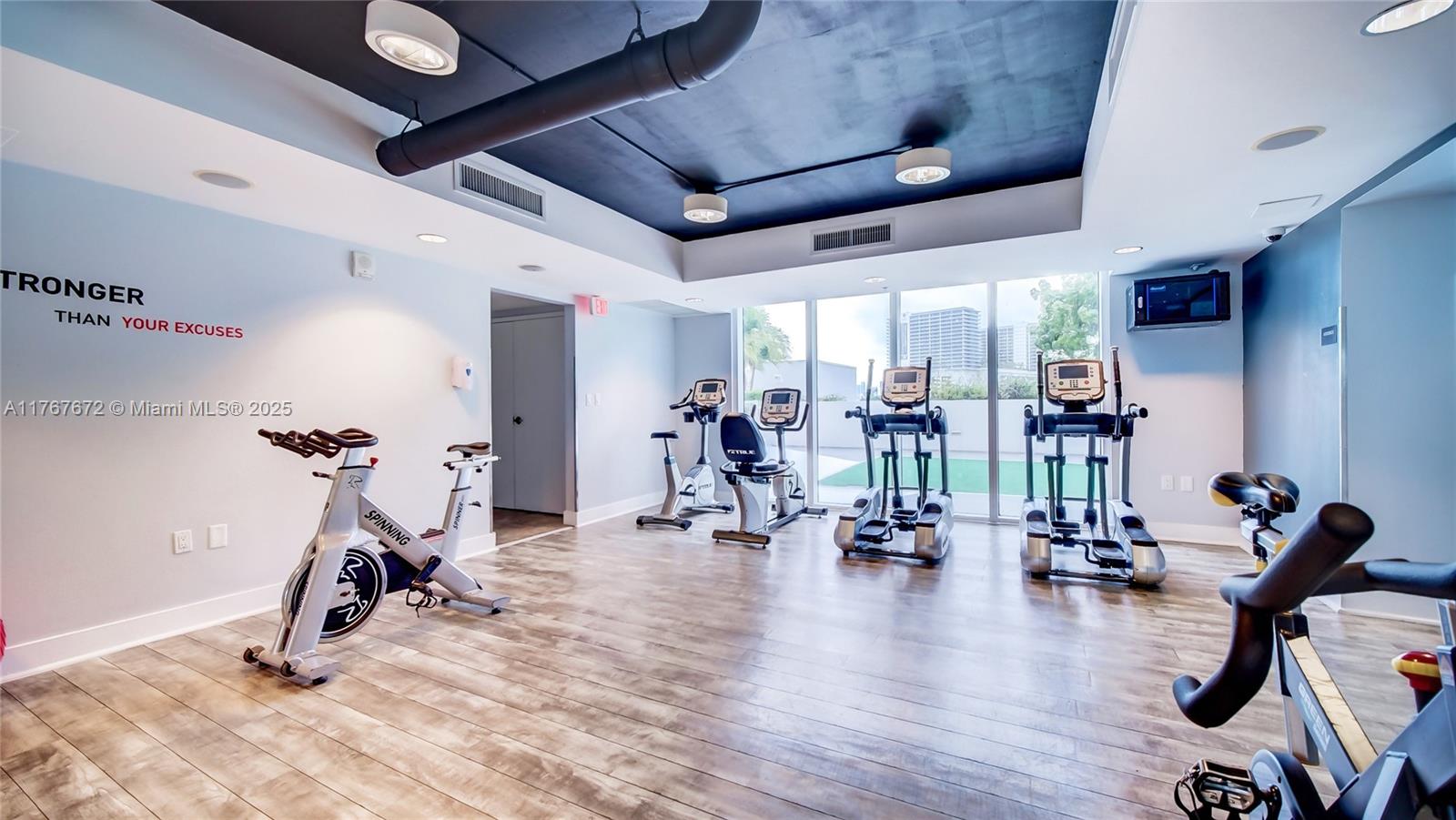 TERRAZAS RIVERPARK VILLAG - Residential