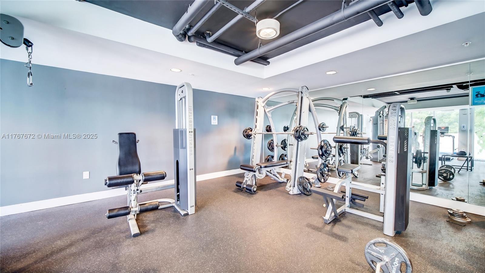 TERRAZAS RIVERPARK VILLAG - Residential