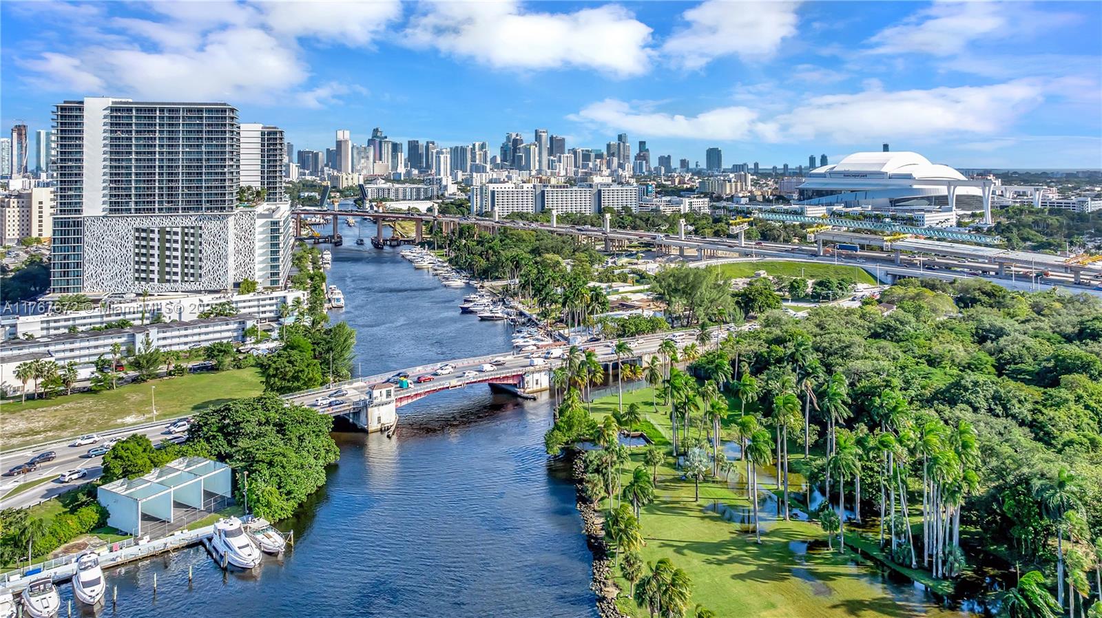 TERRAZAS RIVERPARK VILLAG - Residential