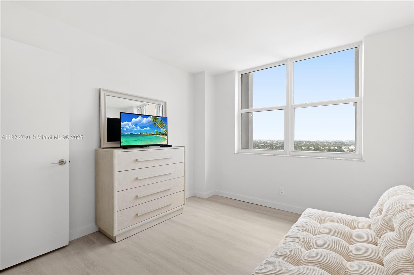 ROYAL COAST CONDO - Residential Lease