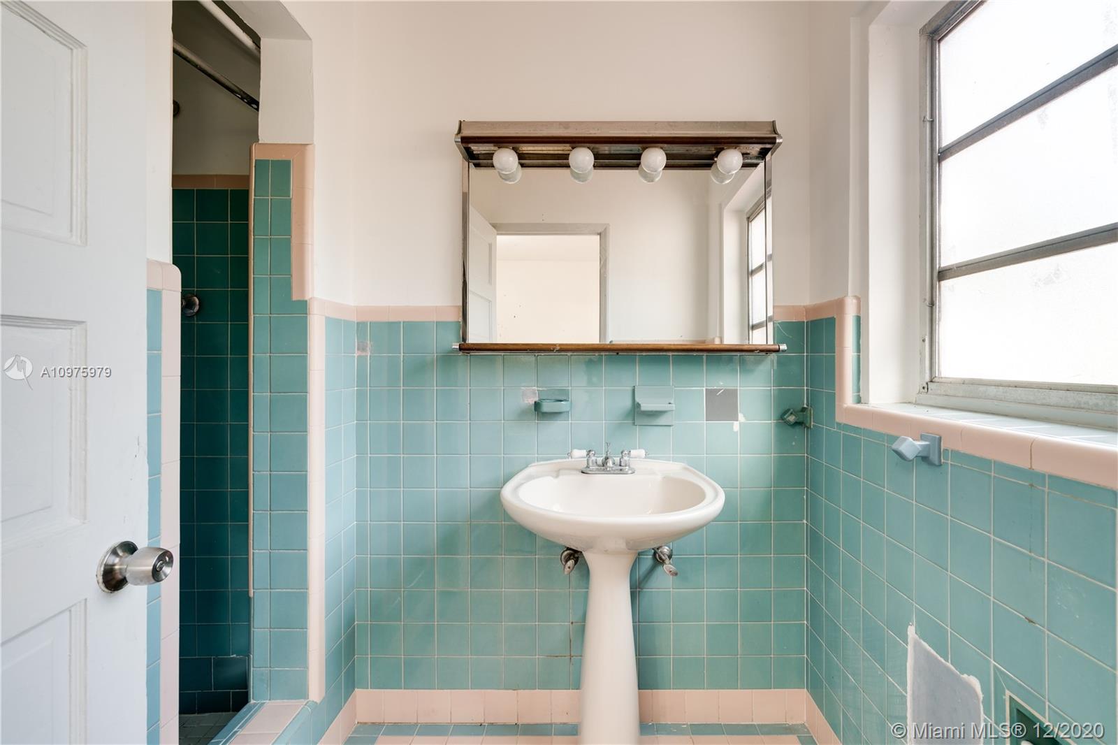 WATERBURY - Residential