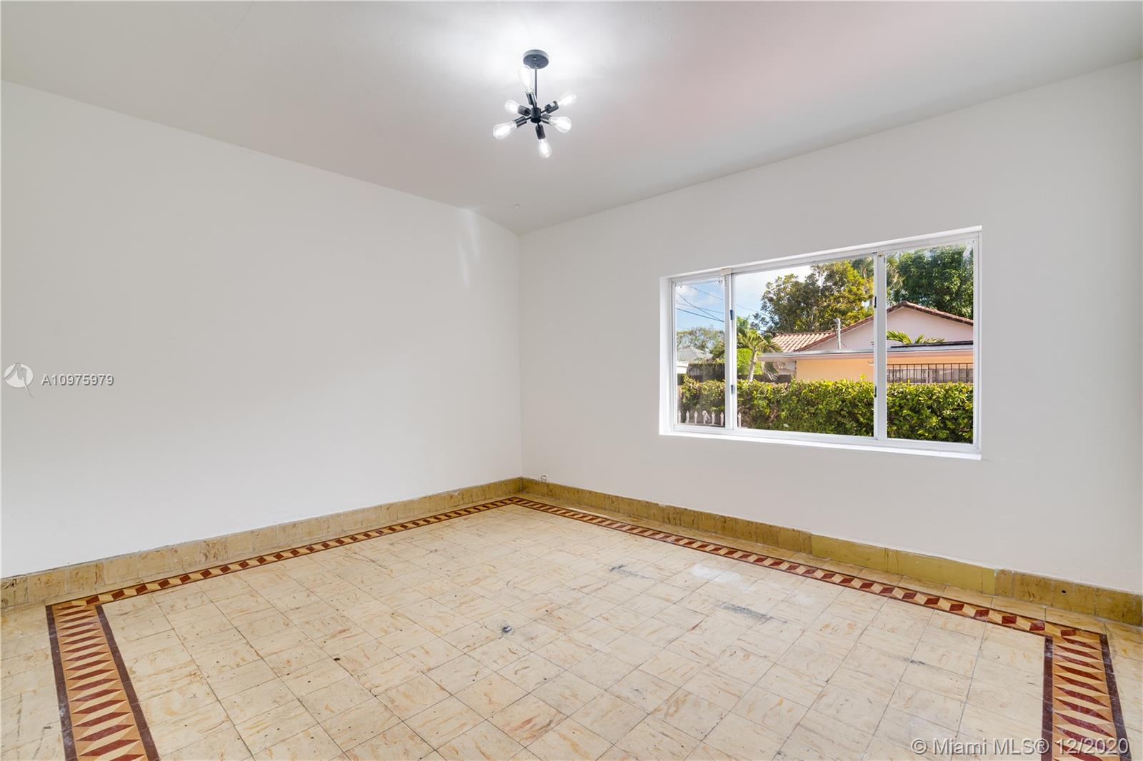 WATERBURY - Residential