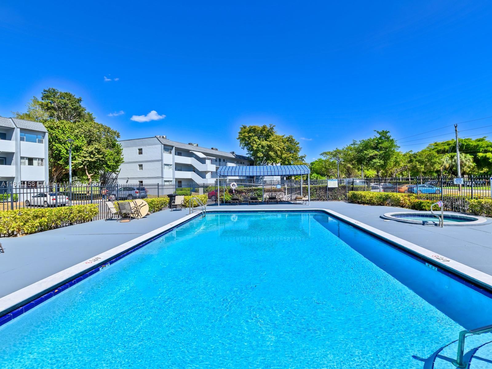8401 Lagos De Campo Blvd 210V, Tamarac, Broward County, Florida - 2 Bedrooms  
2 Bathrooms - 