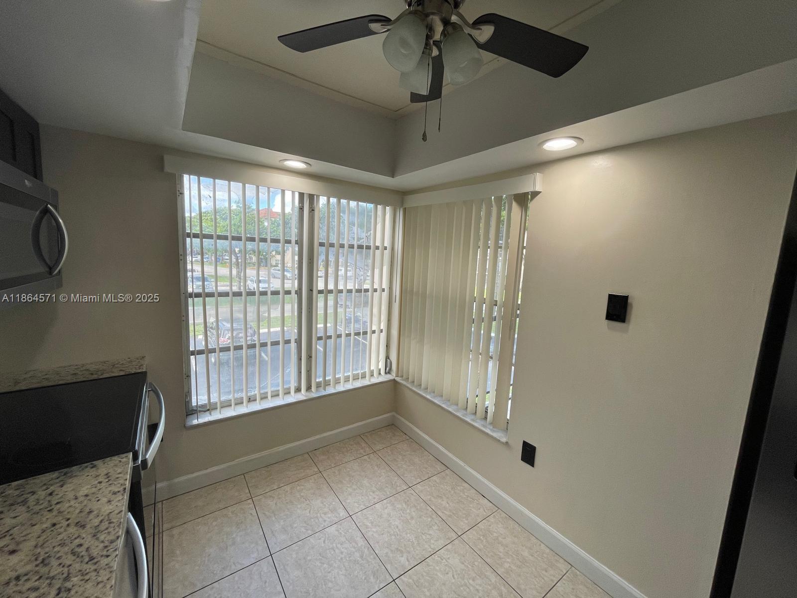 MANORS OF INVERRARY XII - Residential