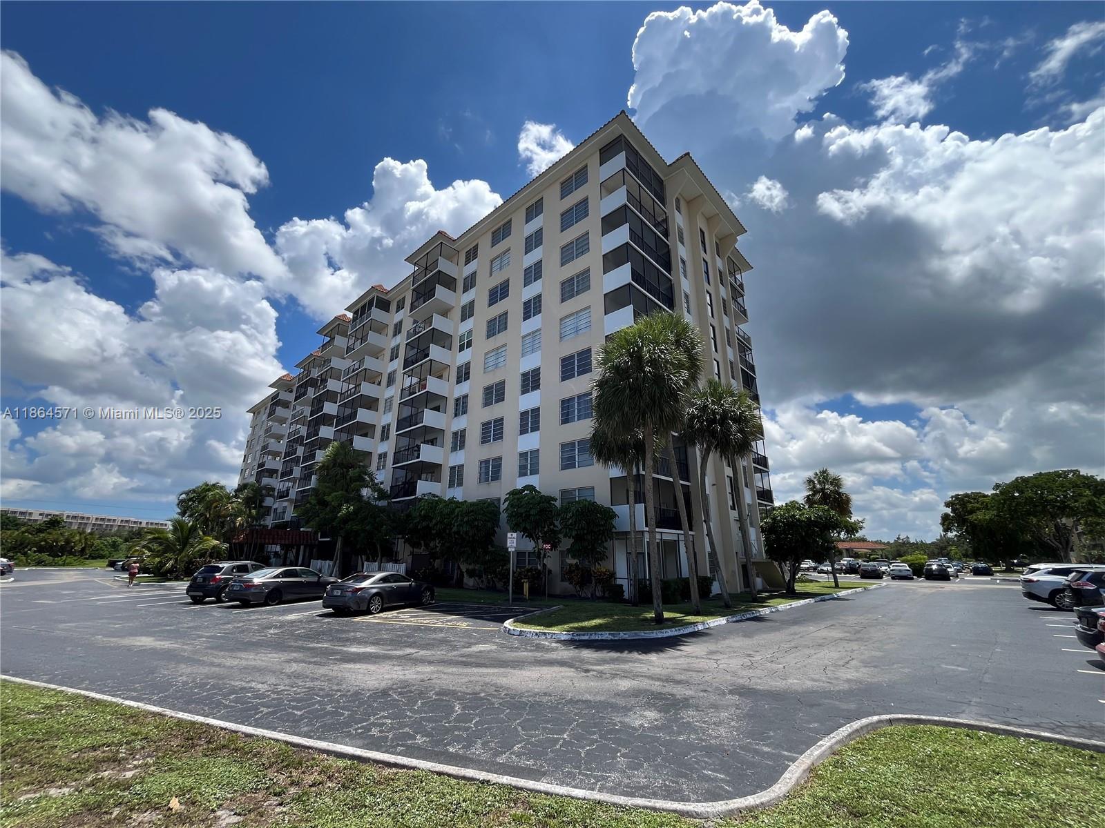 Fantastic, Immaculate and spacious 2-bedroom, 2-bathroom condo in a desirable buiding, all-ages community. This updated unit features an in-unit washer/dryer, a newer A/C, and a big balcony. Enjoy resort-style amenities including a manned gate, pools, tennis courts, and a gym. An exceptional value for first-time buyers or investors. Don't wait, always buy and wait."