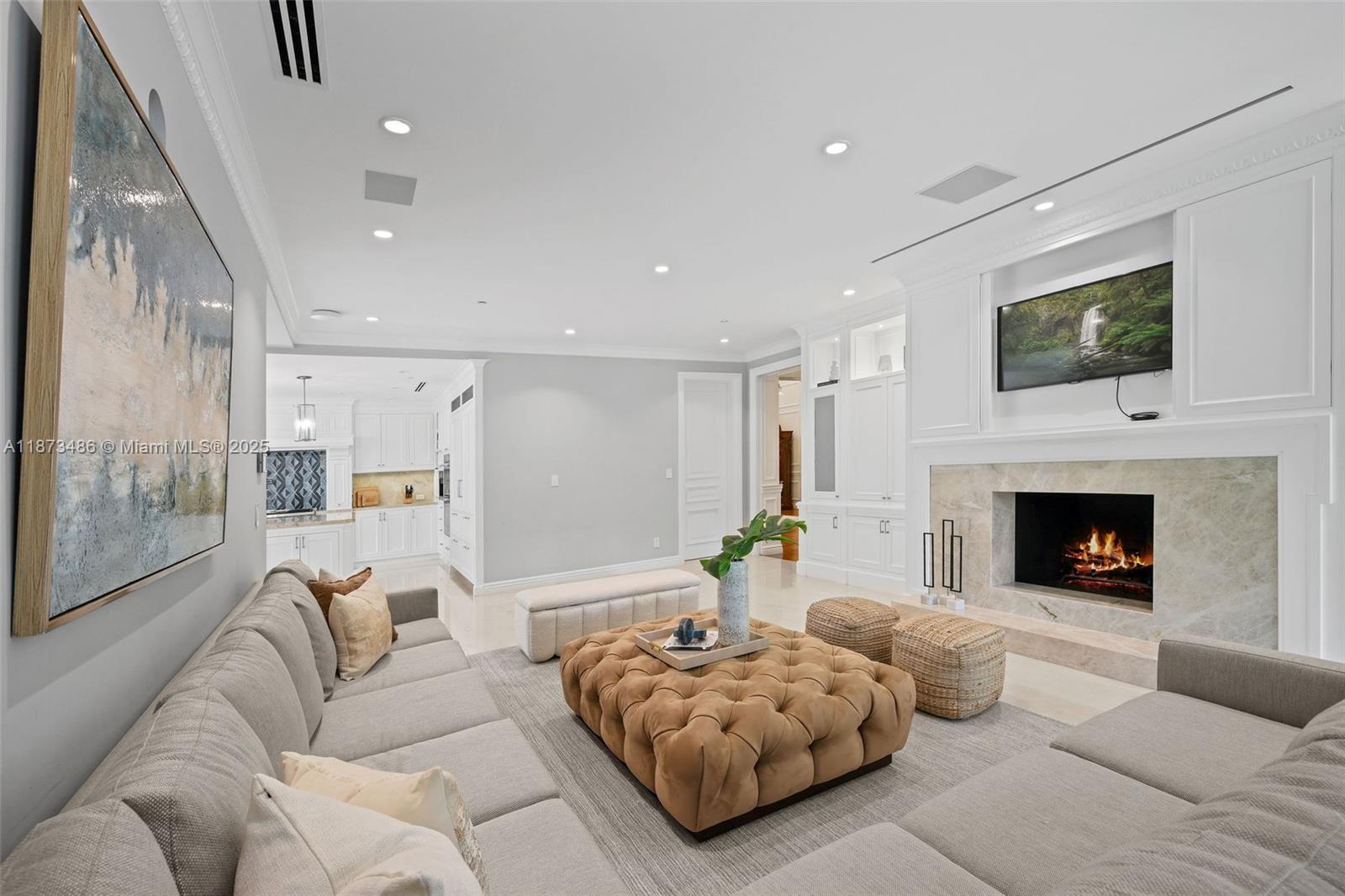 PALM VISTA - Residential