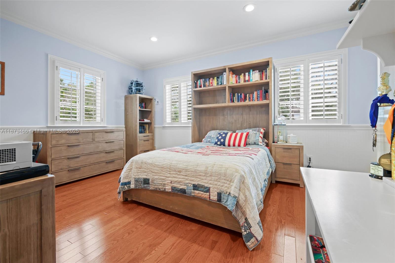 PALM VISTA - Residential