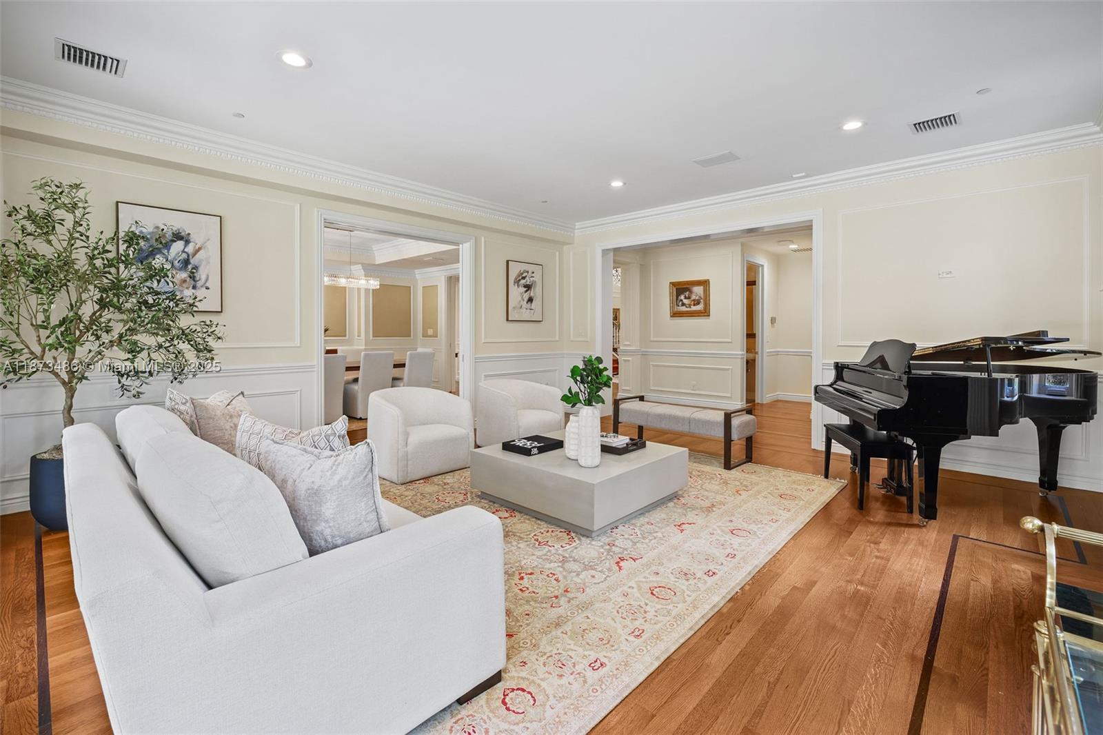 PALM VISTA - Residential