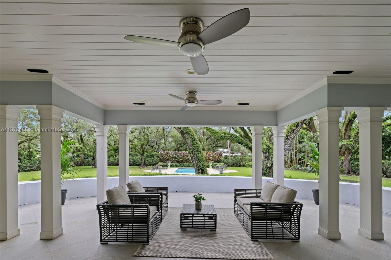 PALM VISTA - Residential