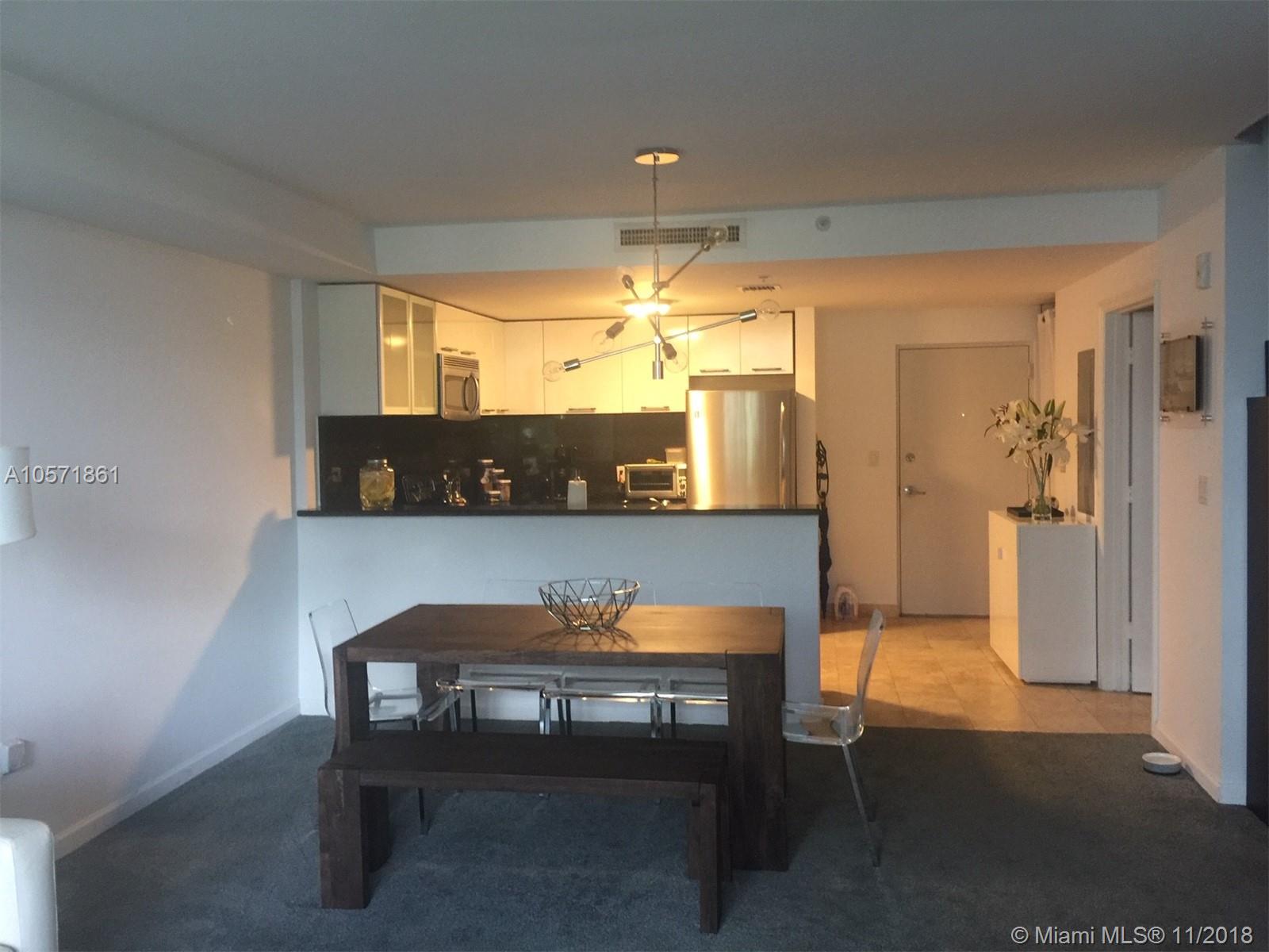 LOFTS AT MAYFAIR CONDO - Residential Lease