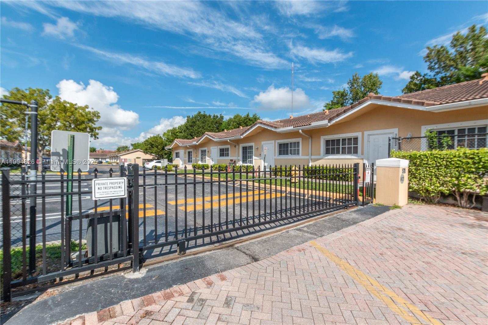 HOLLYWOOD RIDGE FARMS 2-6 - Residential