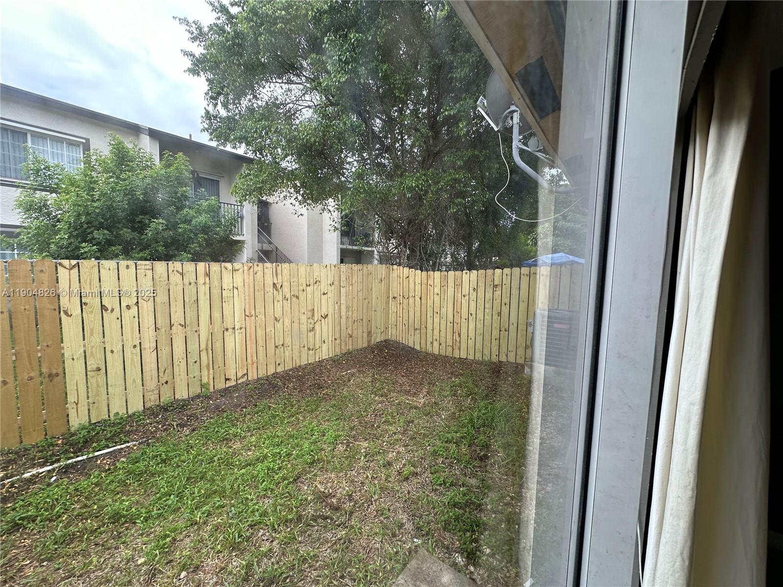 HOLLYWOOD RIDGE FARMS 2-6 - Residential