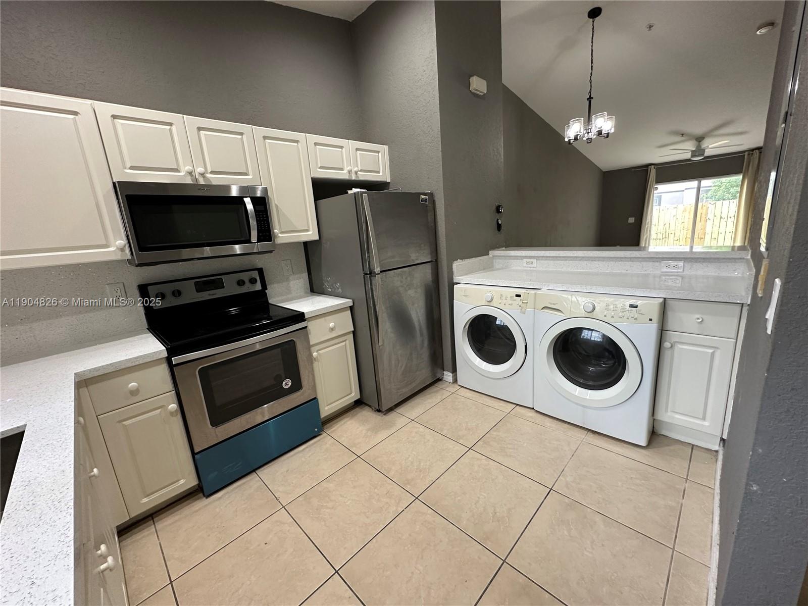 HOLLYWOOD RIDGE FARMS 2-6 - Residential