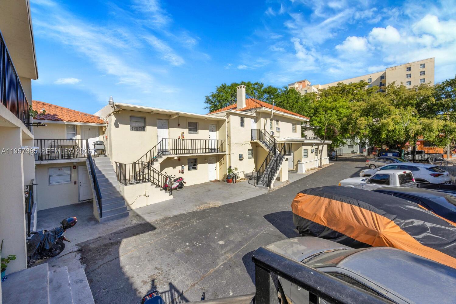 LAWRENCE ESTATES LAND COS - Residential Income