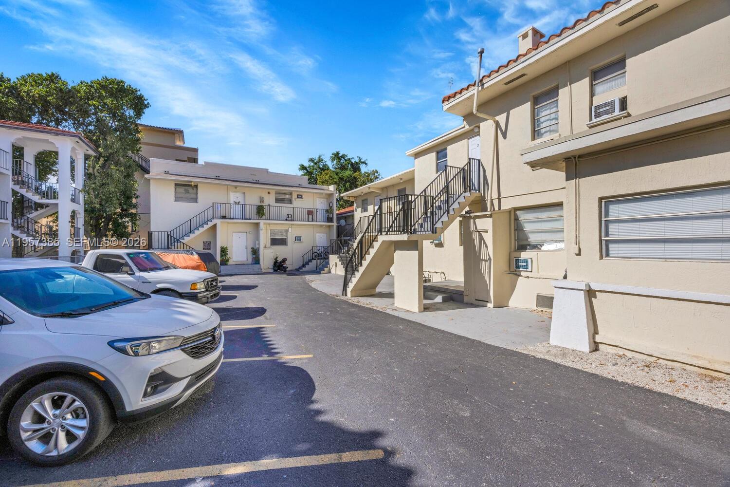 LAWRENCE ESTATES LAND COS - Residential Income