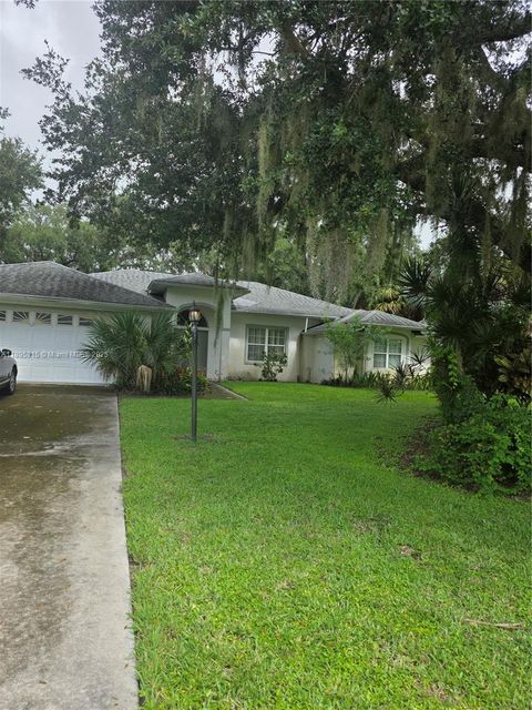 Photo of 4802 Matanzas Ave, Fort Pierce, FL 34946 (MLS # A11895315)