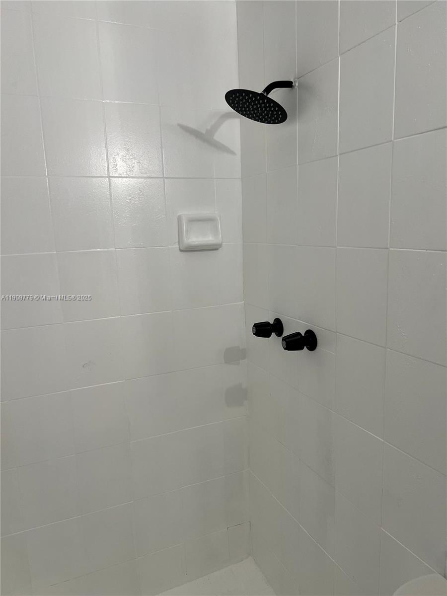 ROSEMONT GARDENS UNIT A - Residential