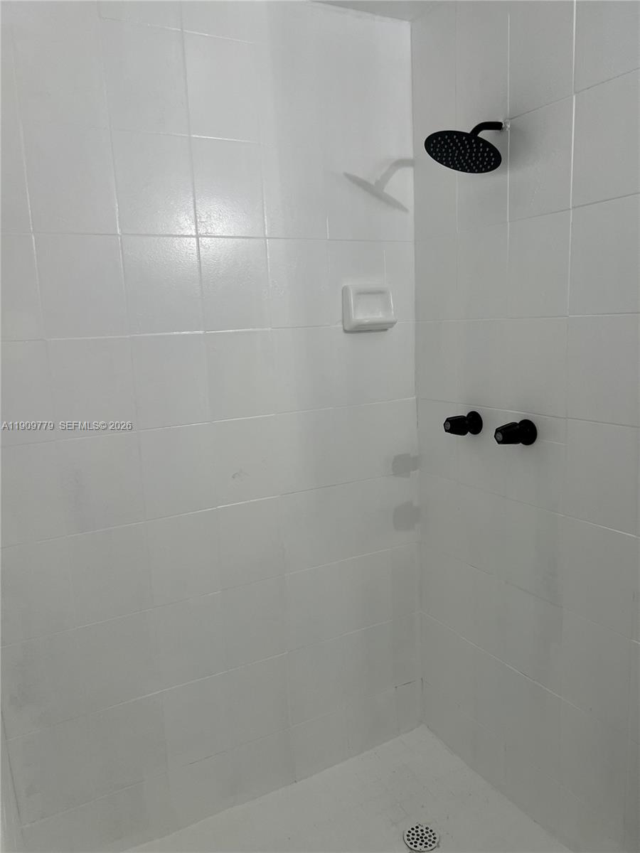 ROSEMONT GARDENS UNIT A - Residential