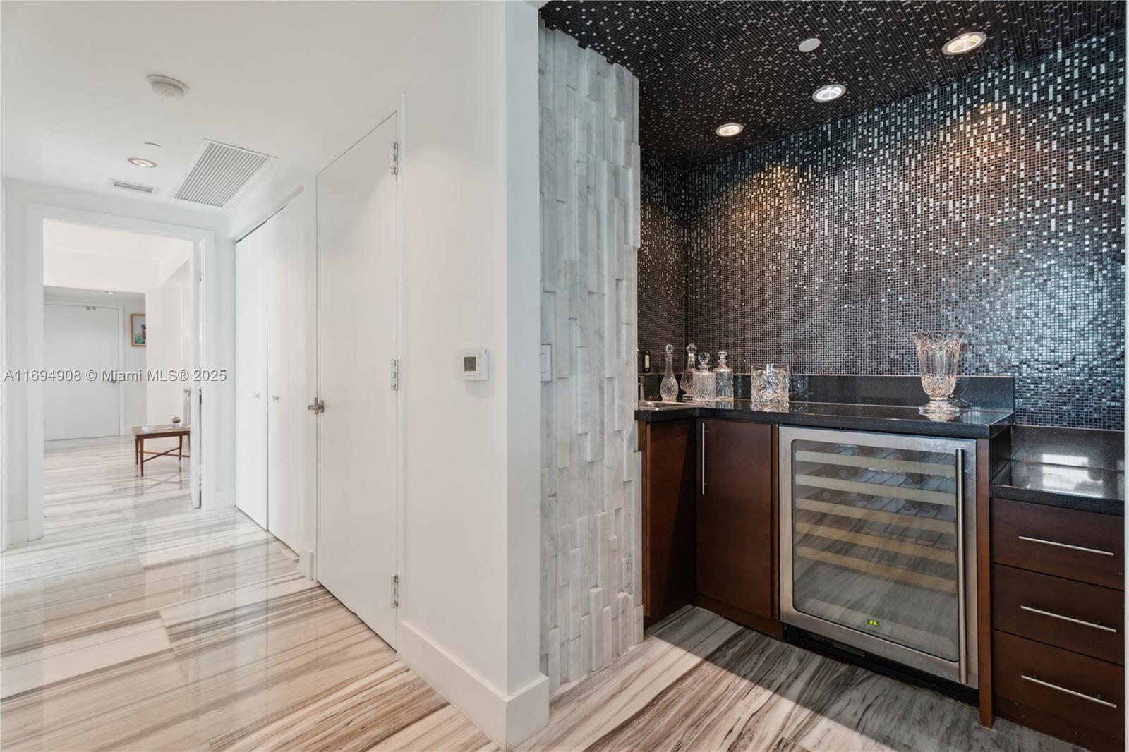 LAS OLAS BEACH CLUB CONDO - Residential