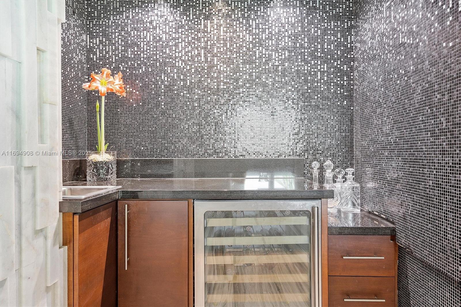 LAS OLAS BEACH CLUB CONDO - Residential