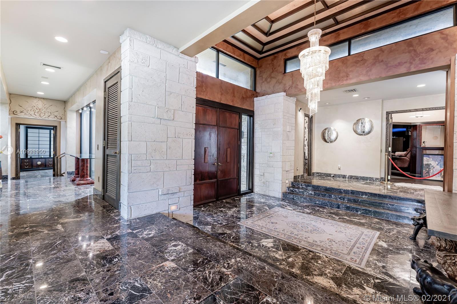 EMERALD WOODS - Residential