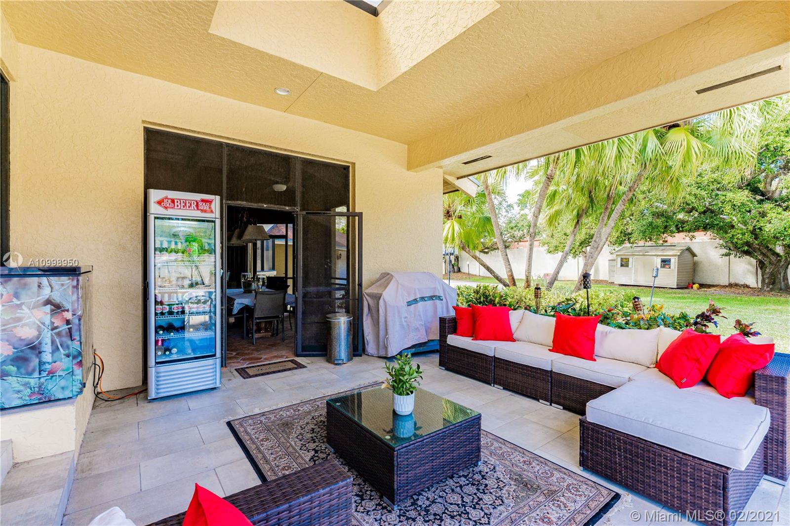 EMERALD WOODS - Residential