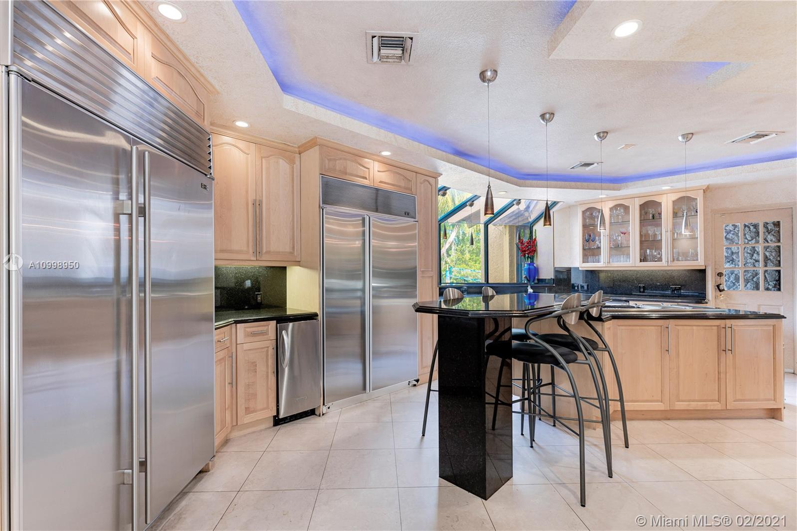 EMERALD WOODS - Residential