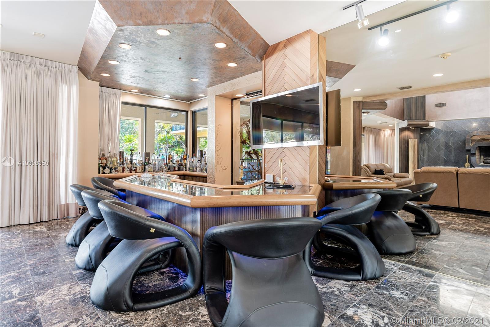 EMERALD WOODS - Residential