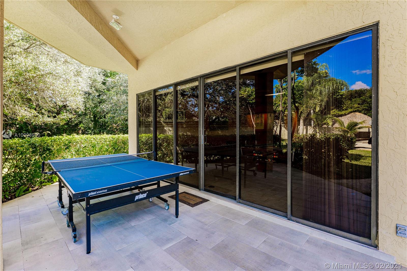 EMERALD WOODS - Residential