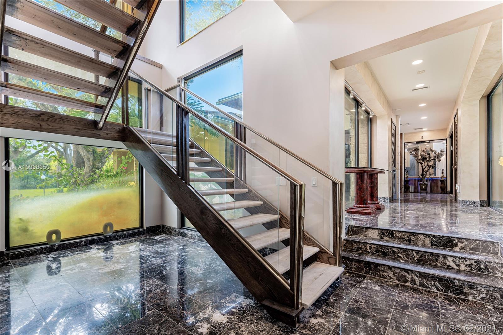 EMERALD WOODS - Residential