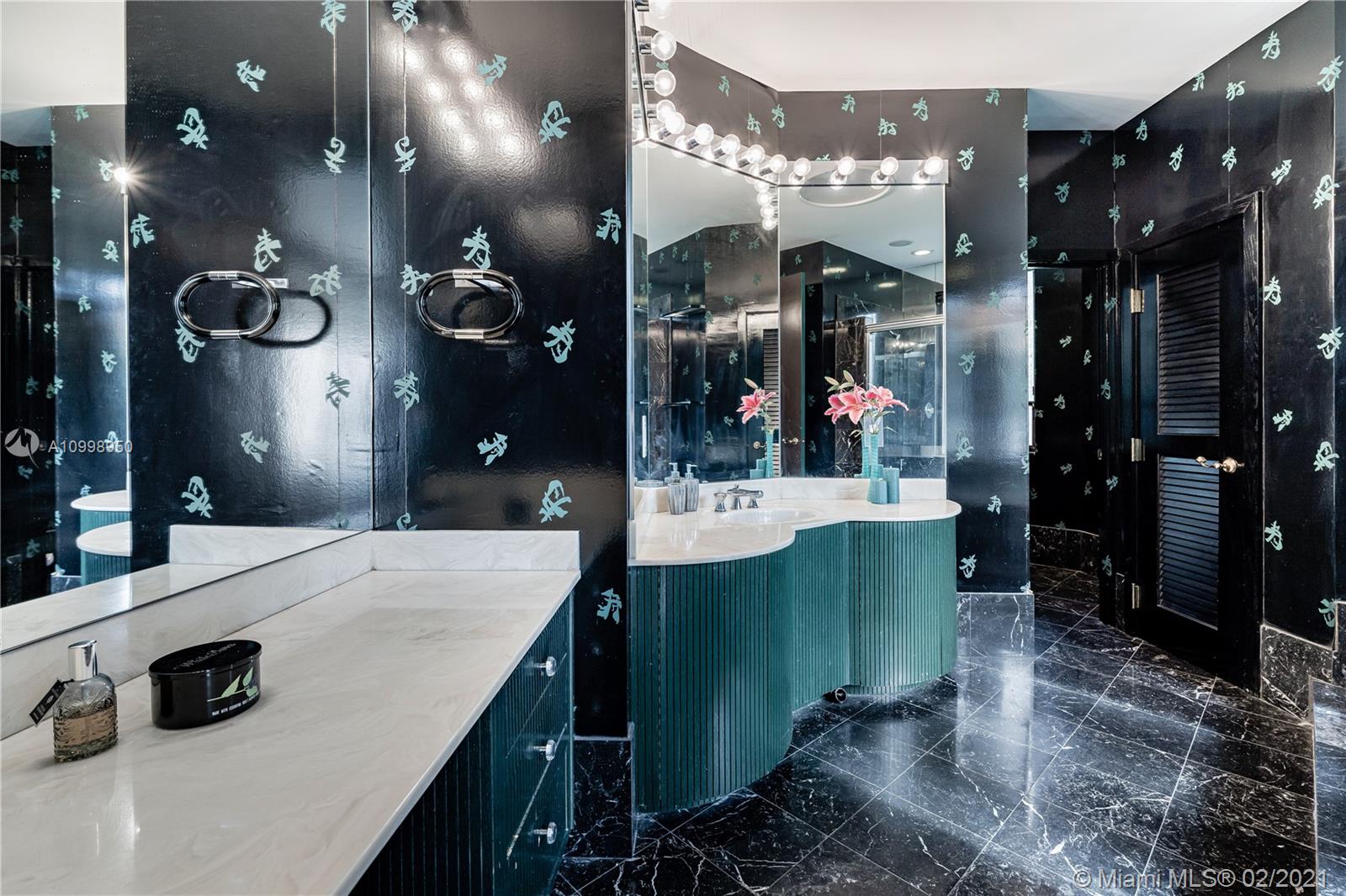 EMERALD WOODS - Residential