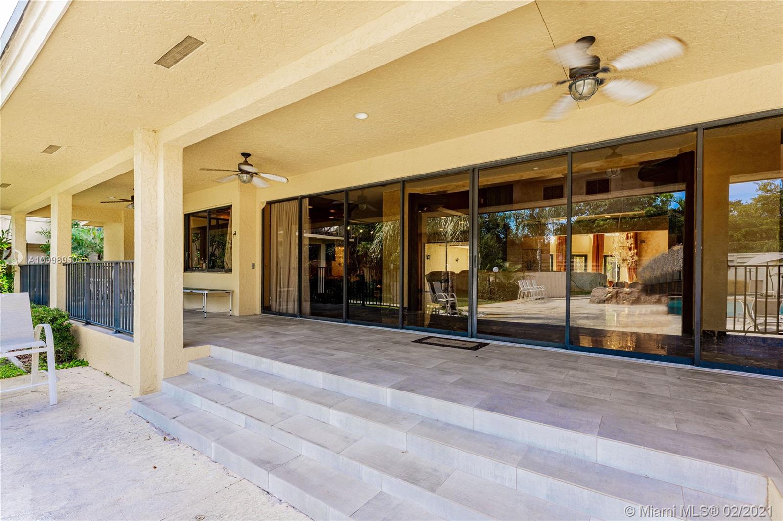 EMERALD WOODS - Residential