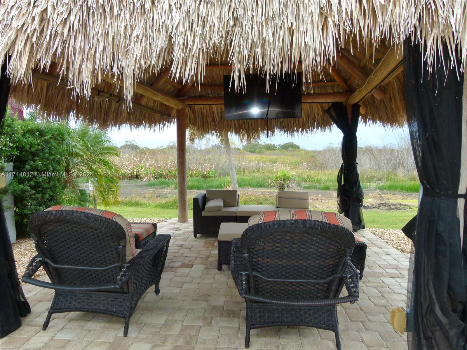 Silver Palms RV Resort - Land