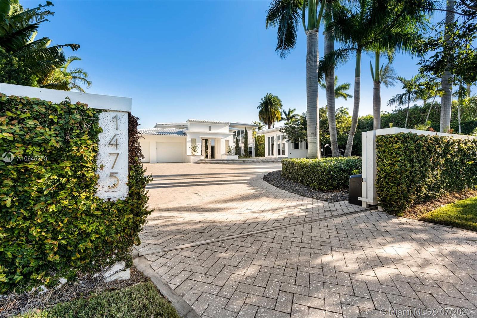 SUNSET ISLANDS-ISLAND NO - Residential