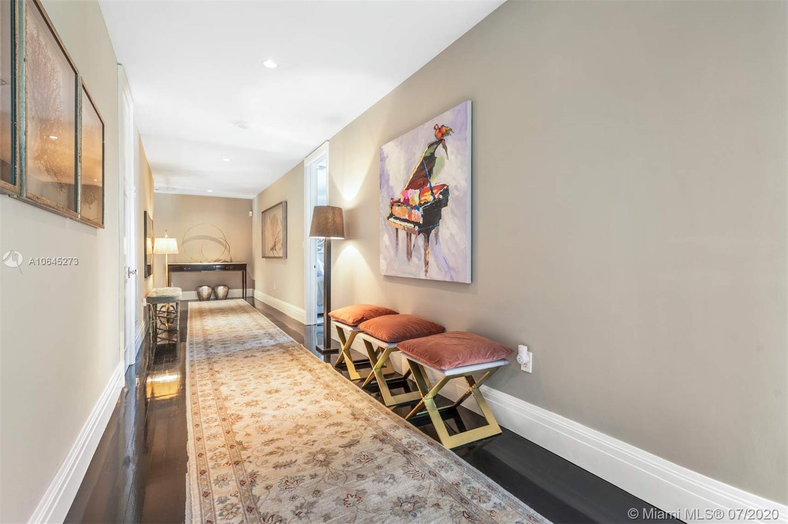 SUNSET ISLANDS-ISLAND NO - Residential